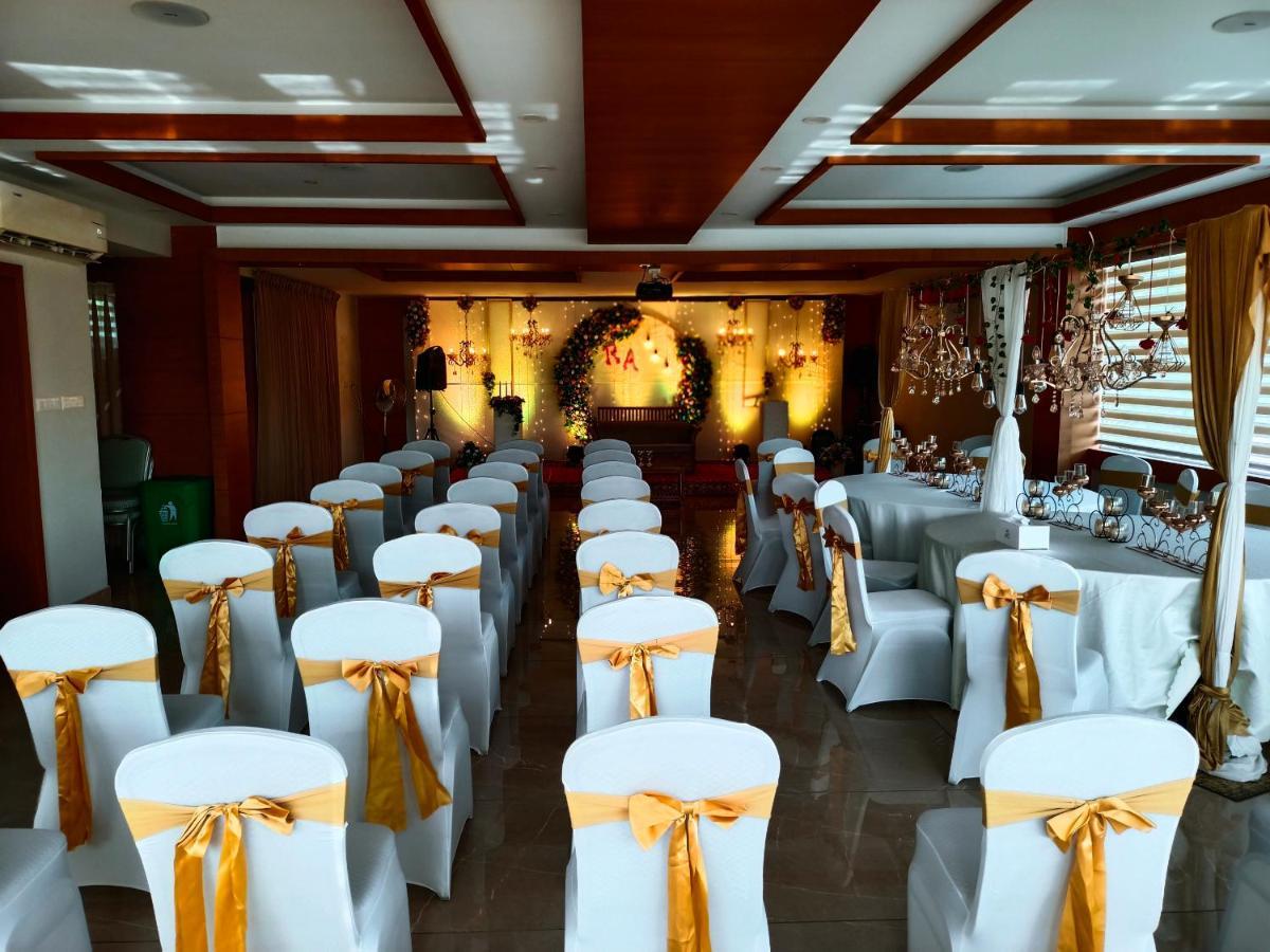 River Terrace Resort&Spa Kochi Екстер'єр фото