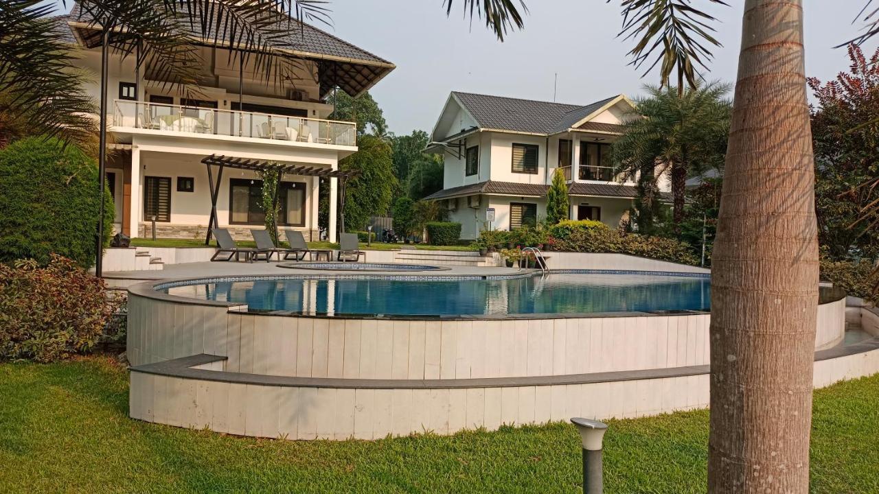 River Terrace Resort&Spa Kochi Екстер'єр фото